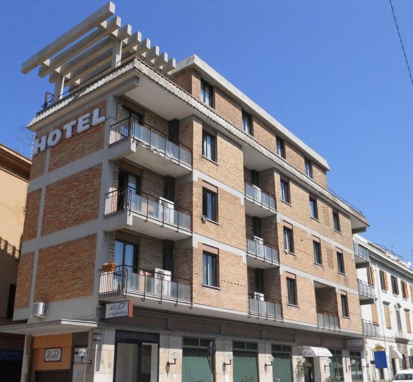 Hotel Traghetto Civitavecchia Esterno foto