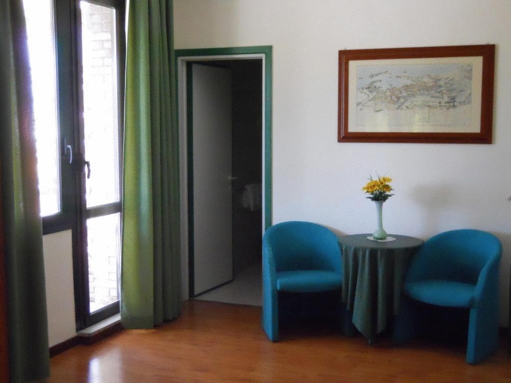 Hotel Traghetto Civitavecchia Esterno foto